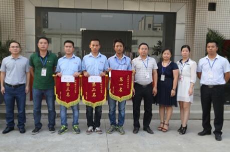 努力拼搏，打造最強(qiáng)執(zhí)行力團(tuán)隊(duì)——記棟方軍訓(xùn)匯演